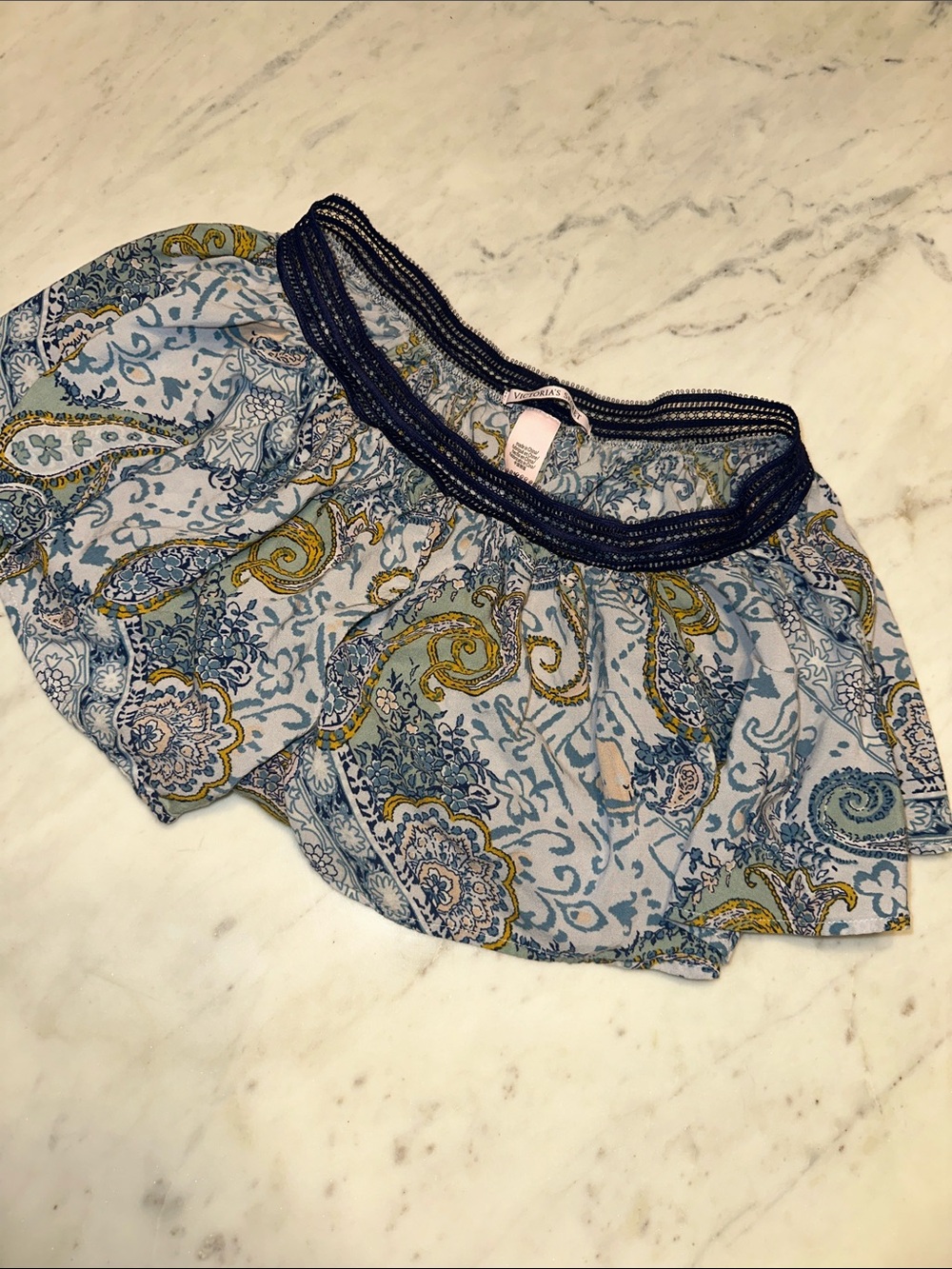 Victoria's Secret Blue Paisley short with Navy Lace Trim size Medium